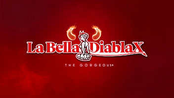 Sissy taps out from pegging