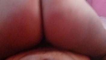 Sentando bem gostoso