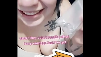 Another gift came in from my wish list today my fans are so awesome i love my chipedinapp wishlist️