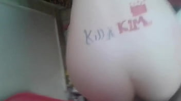 Girl taking a man who's dikkbee sohlong