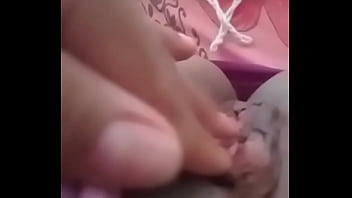 Bucetinha be lisinha