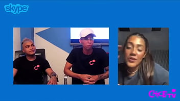 Conversando con dubaii pr