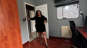 Brown employee sucking white boss dick for promotion