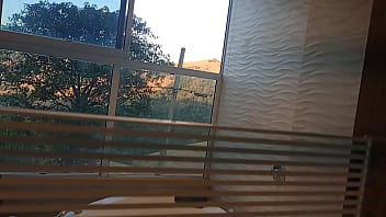 Comi uma atriz pornô famosa que dizia não fazer programa olha aí a prova que a cachorra é garota de programa