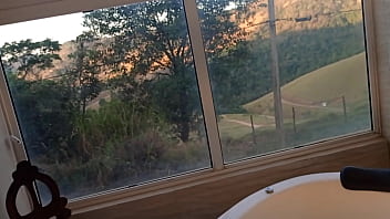 Comi uma atriz pornô famosa que dizia não fazer programa olha aí a prova que a cachorra é garota de programa