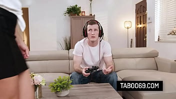 Lonely milf stepmommy let her gaming stepson fuck her doggy