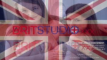 Alternative girl gets horny and sucks off a room of guys in a bukkake blowbang