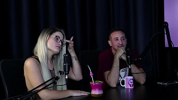 Viveram uma vida oculta no começo pegavam todo mundo em baladas e tinha medo nos atendimentos casal kaliente sheer red