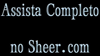 Gozando na buceta peluda