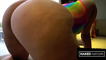 Latina baddie plays with her pussy at home while avoiding the bird flu