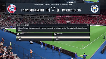 Novinho dotado comendo com vontade