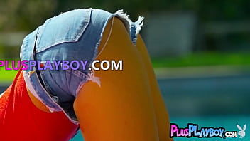 Sexy black babe exposed her amazing body after passion striptease session