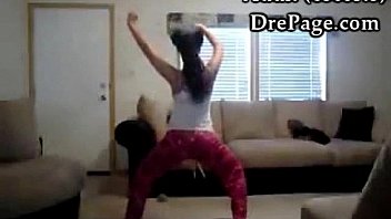 Some sexy fast booty shaking