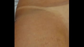 Kalena mitrak enxendo o cuzinho de por me sentindo usada