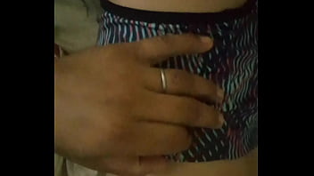 Se quedó quieta y me la comí bien sabrosa está buena ella