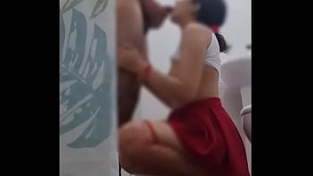 Universitaria follando con amigo de su novio