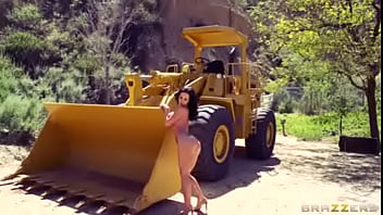 Bwb jayden james kl041413 trailer 272p 650 mobile