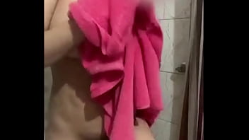 She just showered and slowly dries her naked body – tits & pussy tease