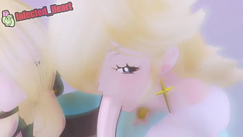 2 chicas rubias realizando una mamada