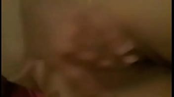 Tocandome en la cama