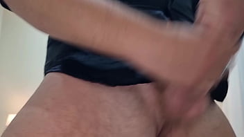 Assolo sborrata slip sexy male e una sega veloce con forte orgasmo