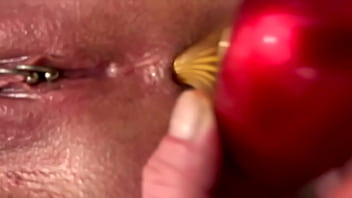 Anal masturbate by gold high heels and fingering asshole and juice pussy and ride asshole on heels