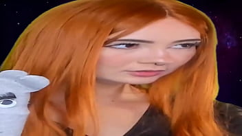 Gostosinha sem pudor arrotando Gostosinha sem pudor arrotando