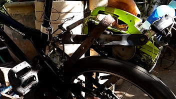 Wide Open Throttle Chainsaw Bike thumbnail