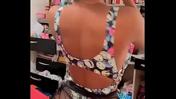 A safada da comunidade