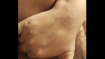 Me toco en las escaleras de mi piso hasta acabar casi me descubren