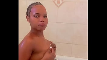 Vem Tomar Banho Comigo thumbnail