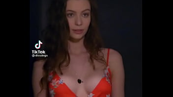 Alguien sabe el nombre de la actriz