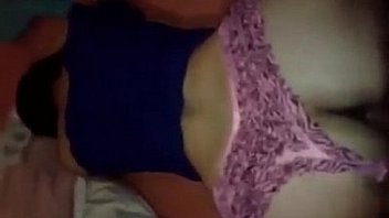 Prima engañando a esposo