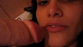 Carolina sucks a dildo camg8