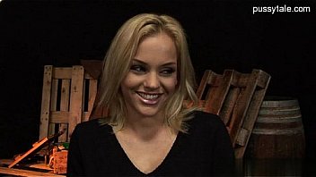 Sexy housewife fuck orgasm