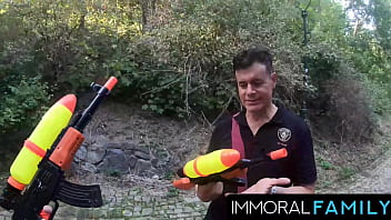 Johnny nitro & porno dan spray & fuck czech babe alexis crystal