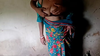 Indian Desi Young Stepmom Fucked Hard thumbnail