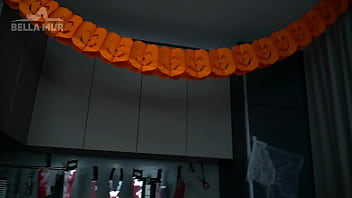 The hottest kitty on halloween party