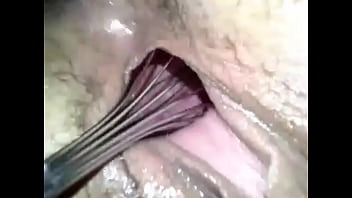 Pussy gape with wisk