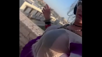 This ass takes only the biggest compliments