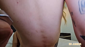 A previa de collabe com a moragoh que virou um vídeo foda gostosa sem camisinha com muito anal forte completo no red e no sheer