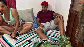 Mi esposa no aguanto las ganas de probarle la leche a mi mejor amigo