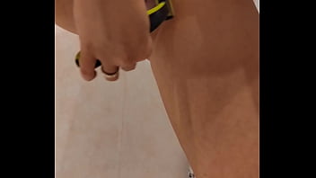 Seductive wife’s close shave tease & pussy reveal