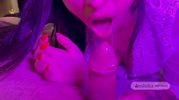 Hoje meu corno teve ganhou minha boca minha bunda e o prazer de gozar nos meus pés