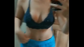 Rompo Culito A Mi Amiga En El Baño Y Le Duele thumbnail