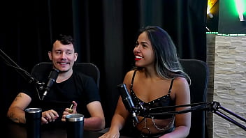 Tiveram curiosidades com a putaria saíram para as baladas o viado queria dar para o marido e descobriram a cura gay casal kaliente watch sheer red