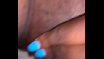 Phat lips & pussy juice