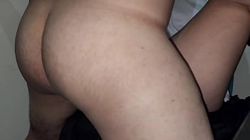 Pies de mi cuñada mientras cogemos