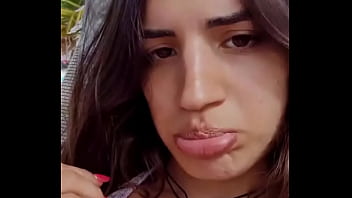 Sa Y'est Je Suis Enfin En Vacances Seule Bémol Y'a Pas De Jolie Filles à Matter A La Piscine Je Suis Triste thumbnail