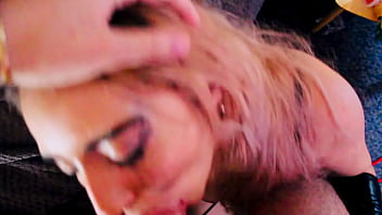 Taking care of busty goth babe hentai rossi’s throat